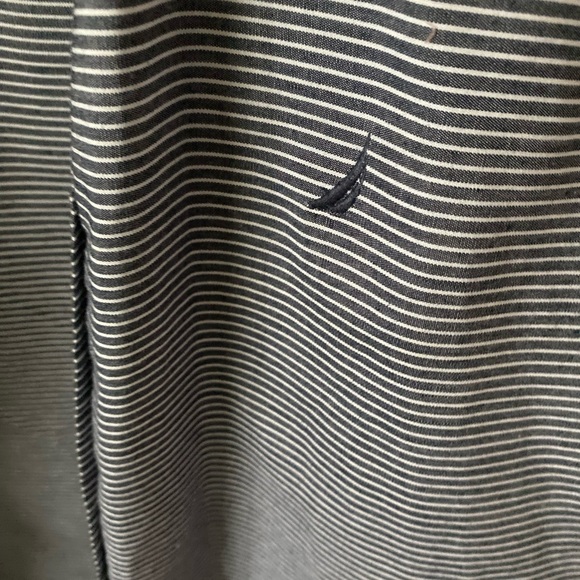 Nautica Button-Down Shirt (18-20) Boys - Picture 3 of 4